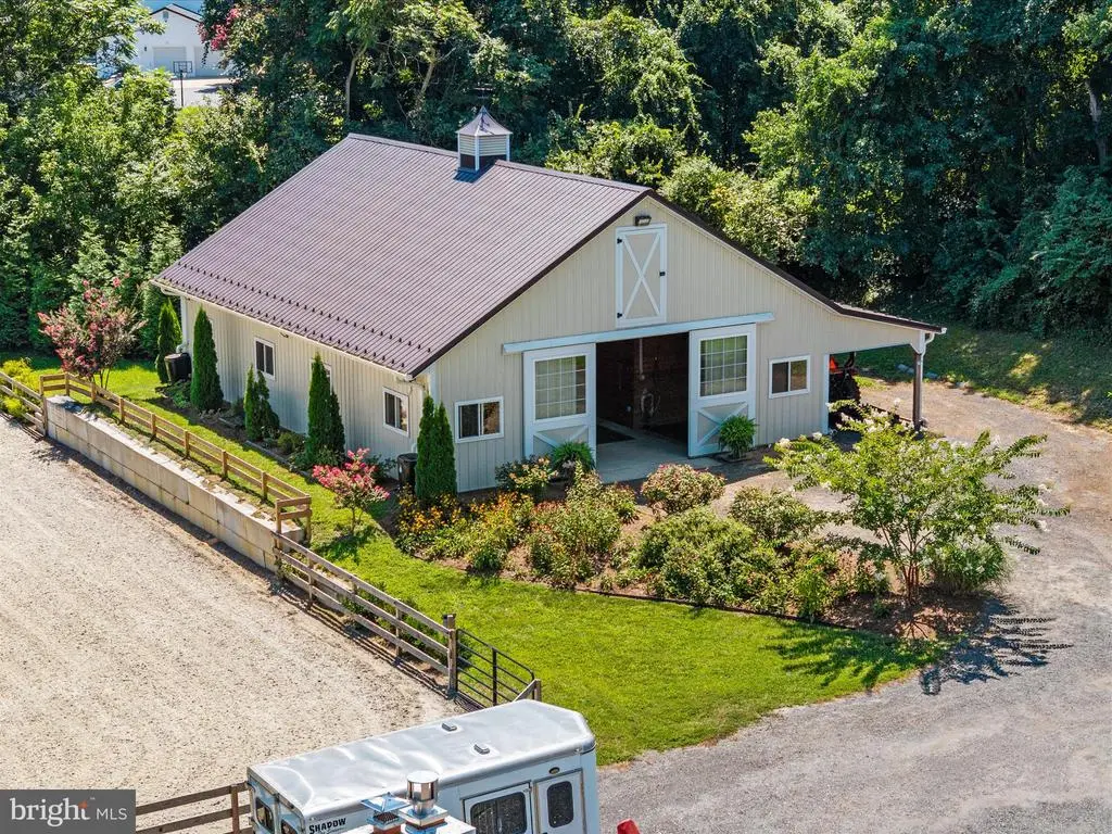 4671 Solomons Island Rd, Harwood