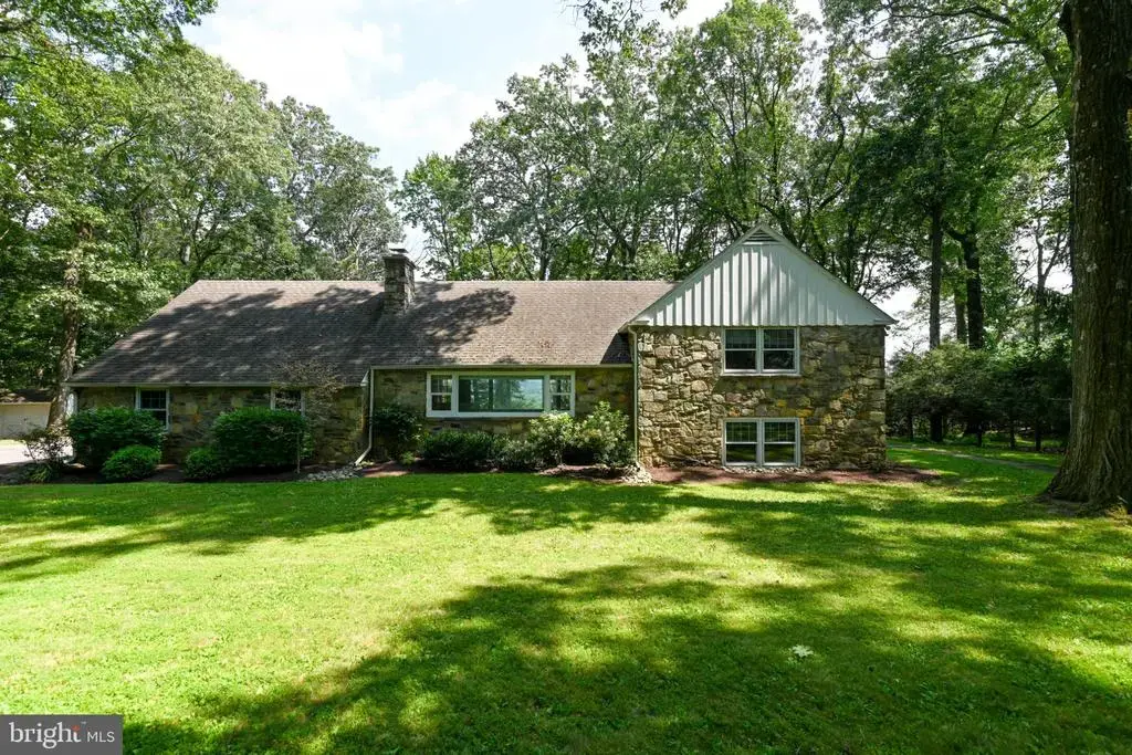 1531 N Ridge Rd, PERKASIE