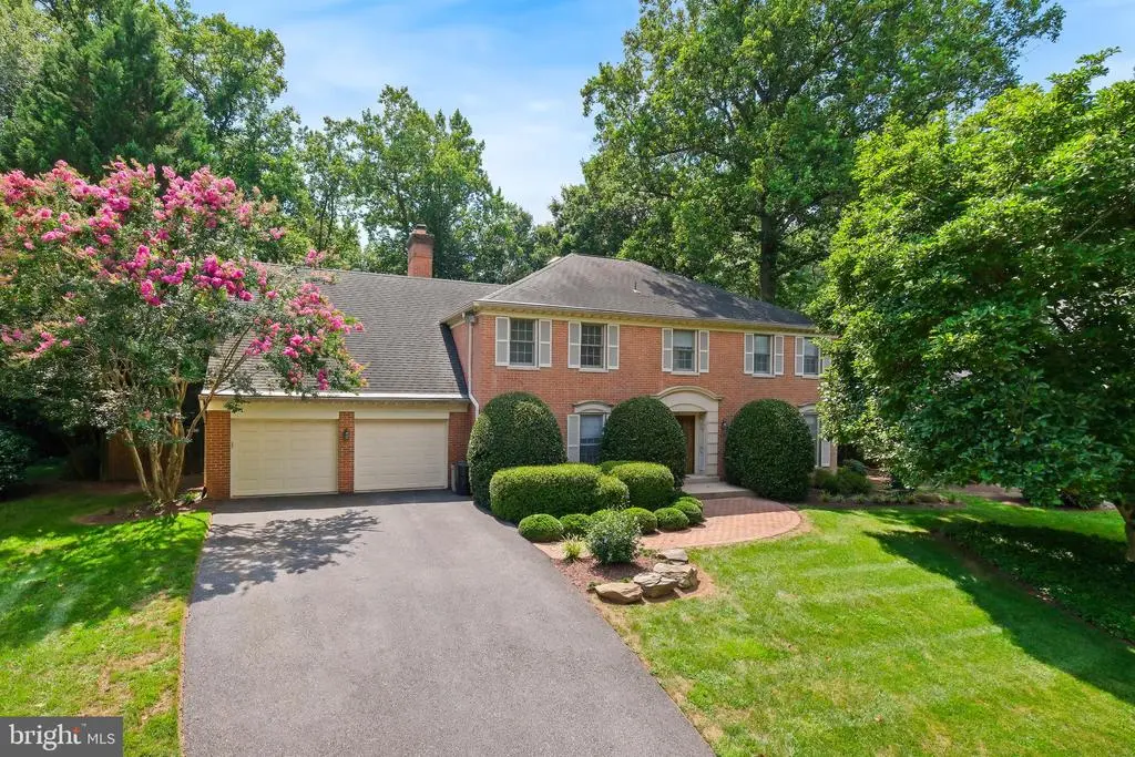 11008 Earlsgate Ln, North Bethesda