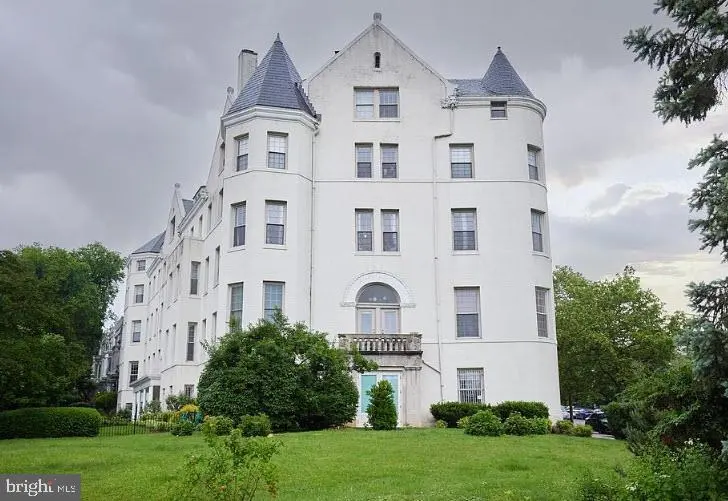 101 North Carolina Ave Se #301, WASHINGTON