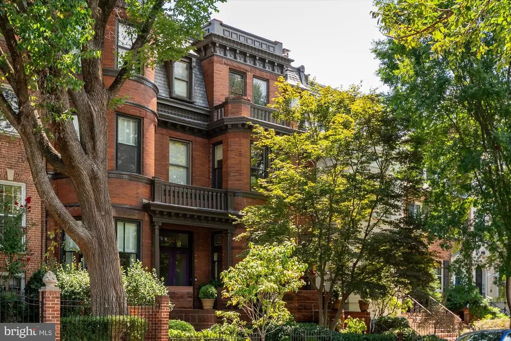 1617 35th St Nw, WASHINGTON