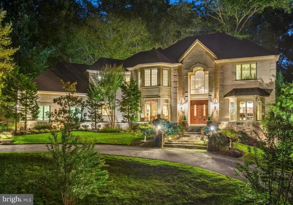 8430 Bradley Blvd, Bethesda