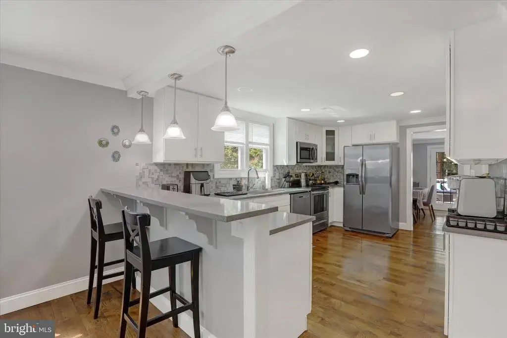 331 N Lafayette Ave, MORRISVILLE