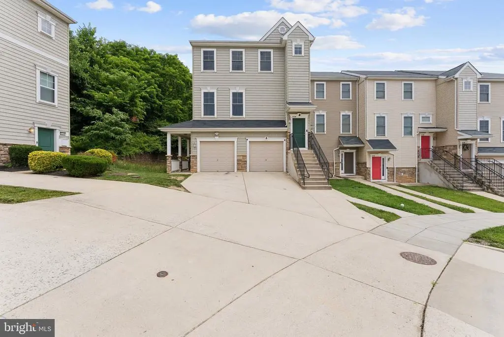 412 Woodcrest Dr Se #412b, WASHINGTON