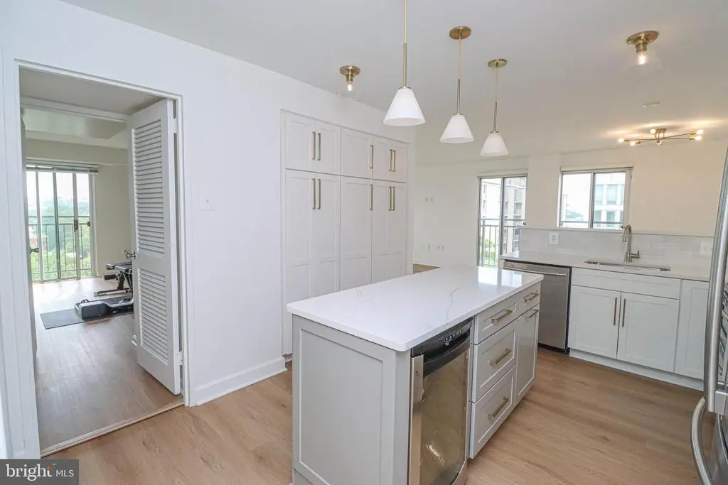 700 7th St Sw #734, WASHINGTON