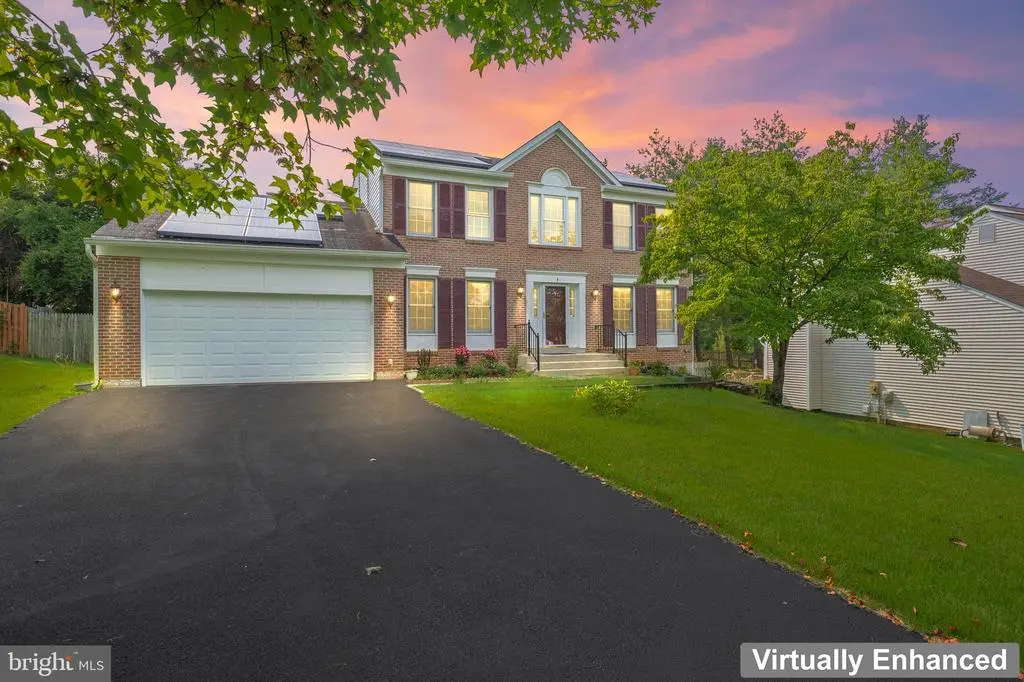 9 Coachlamp Ct, SILVER SPRING