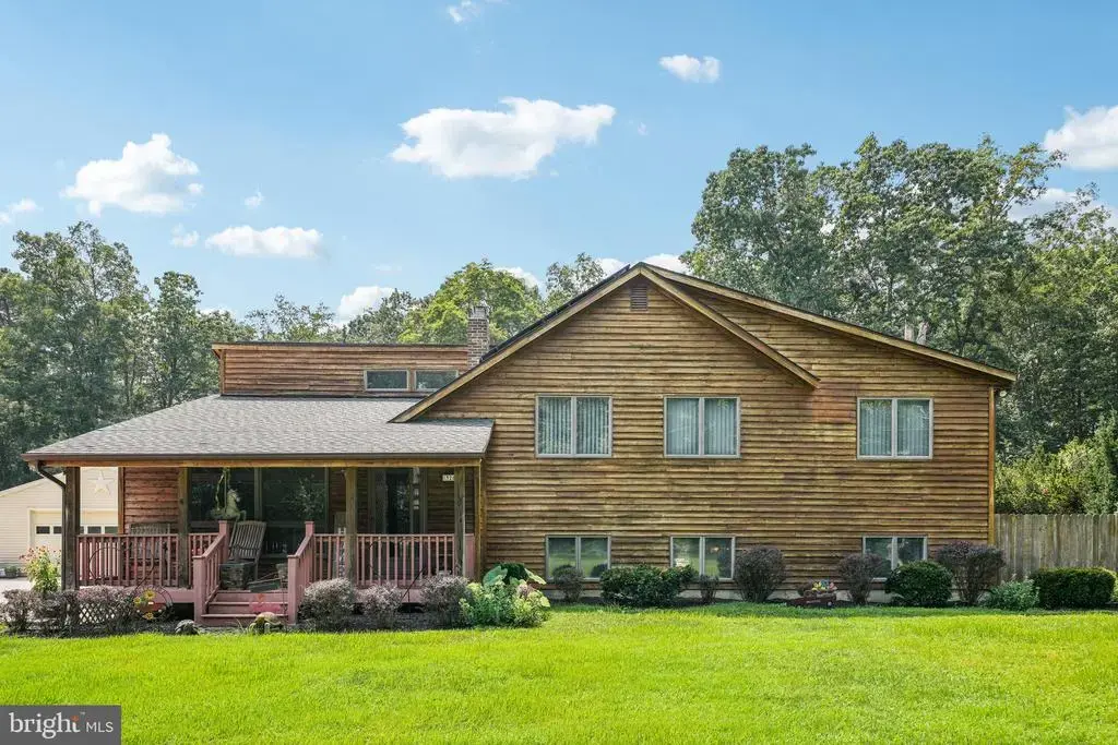 328 Esibill Ave, MILLVILLE