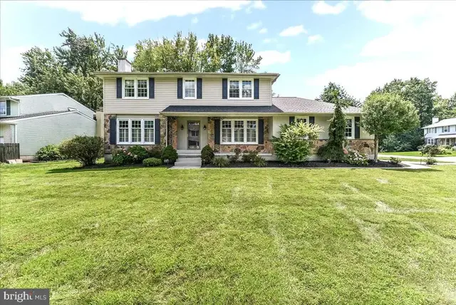 1 Sunnybrae Ct, Wilmington