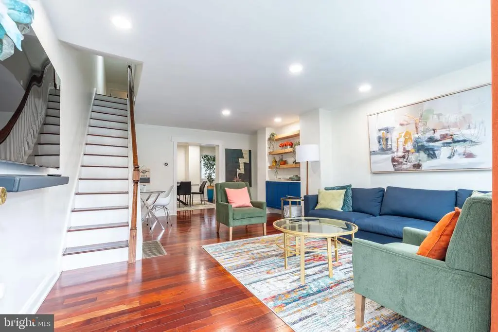 2528 Carpenter St, PHILADELPHIA