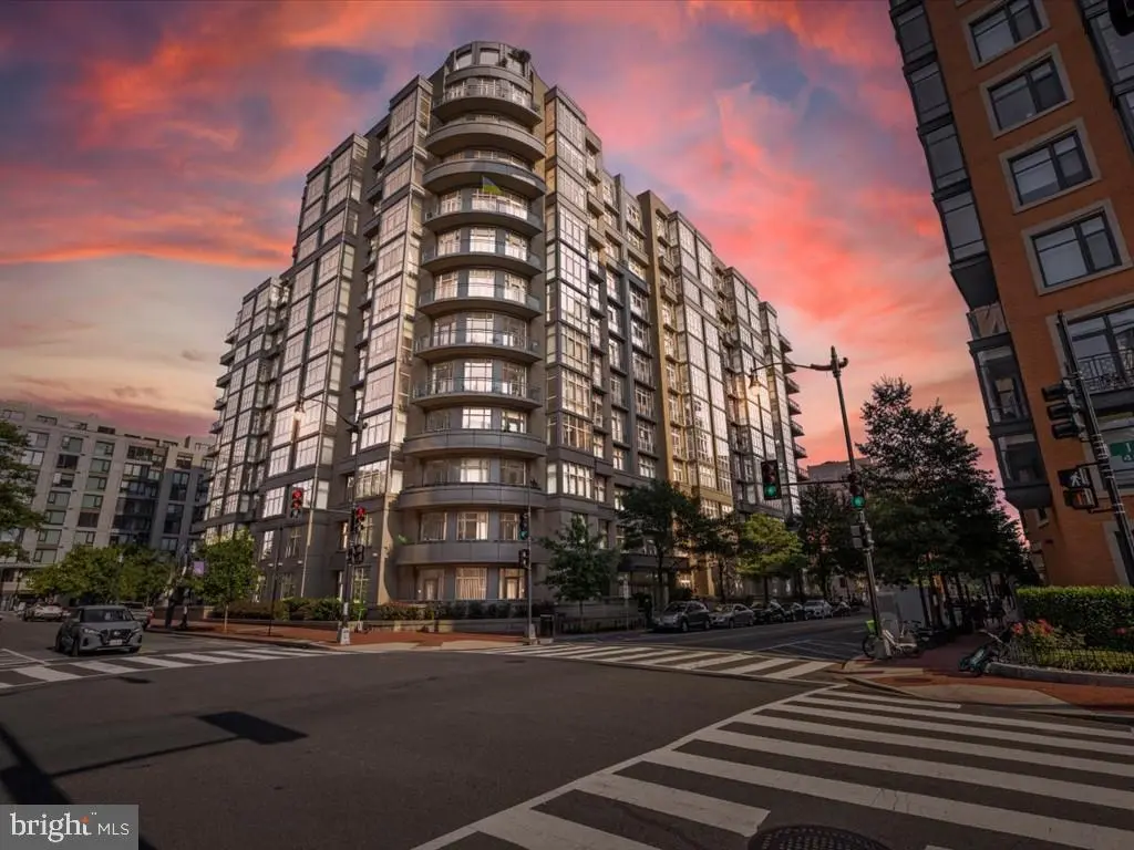 811 4th St Nw #608, WASHINGTON