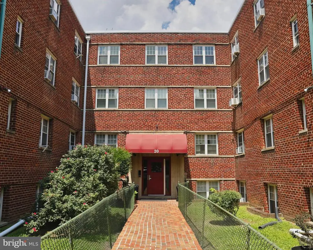 20 Chesapeake St Se #41, WASHINGTON