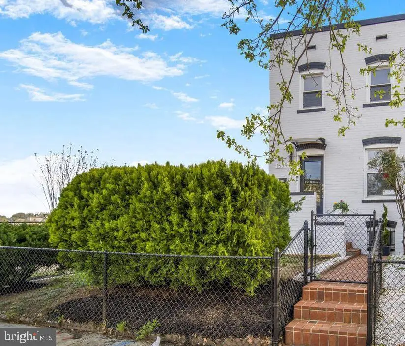 1539 K St Se, Washington