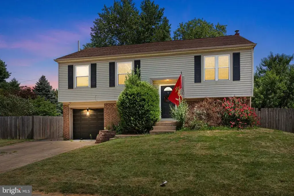 525 Nel Dr, FAIRLESS HILLS