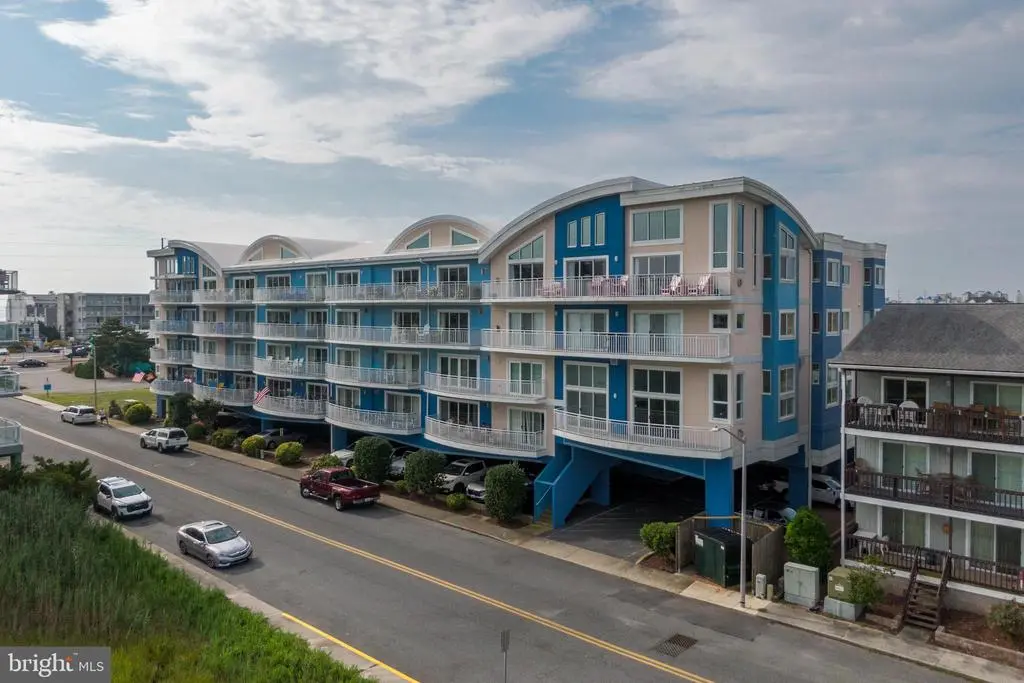 111 76th St #401, Ocean City