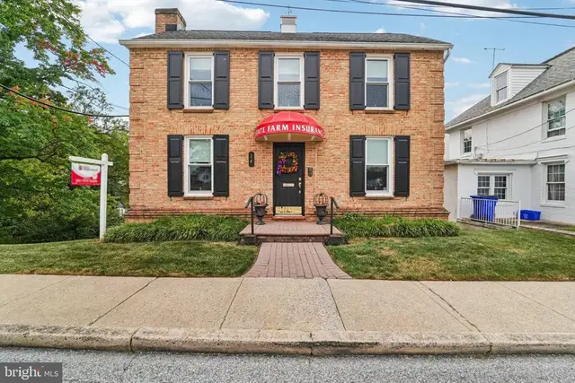 14 Park Ave, Mount Airy