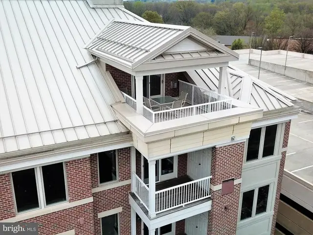 10205 Wincopin Cir #407, Columbia
