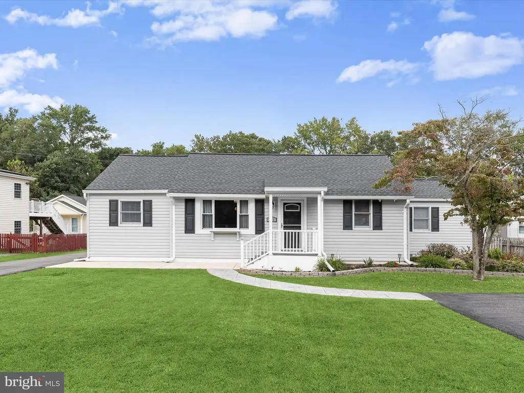 622 Opel Rd, Glen Burnie