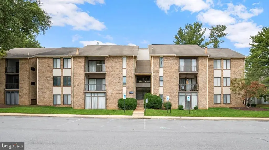 5484 Cedar Ln #a4, Columbia