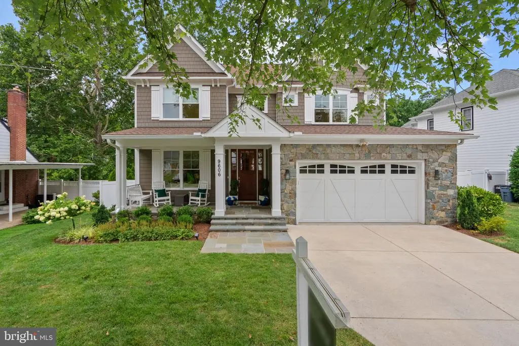 9606 Singleton Dr, Bethesda