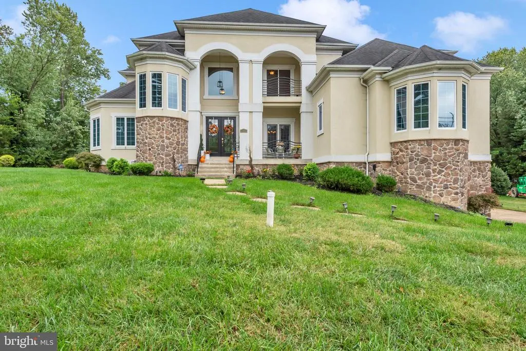 518 W Tantallon Dr, FORT WASHINGTON