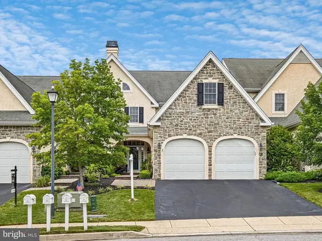 5 Kayser Ct, Newark