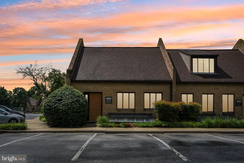 8909-8911 Shady Grove Ct #1a, Gaithersburg