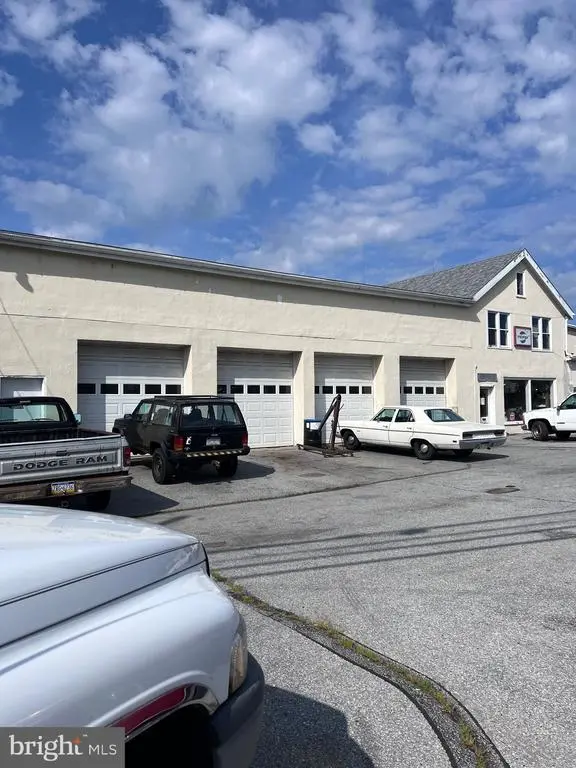 636 Gravel Pike, EAST GREENVILLE