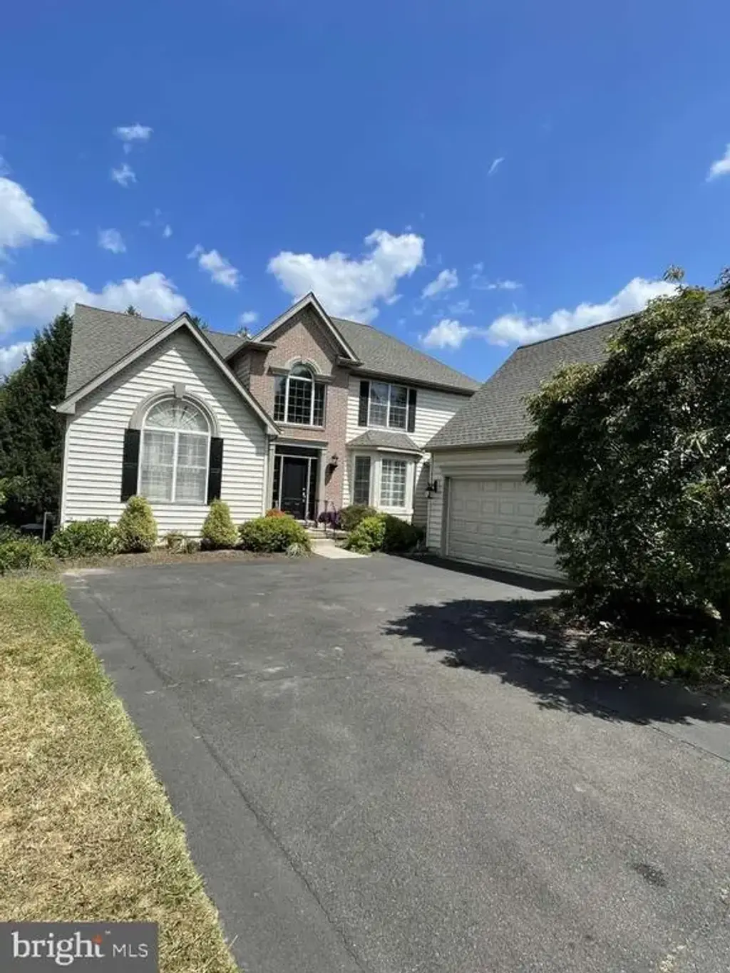 10 Lenape Dr, NEW HOPE