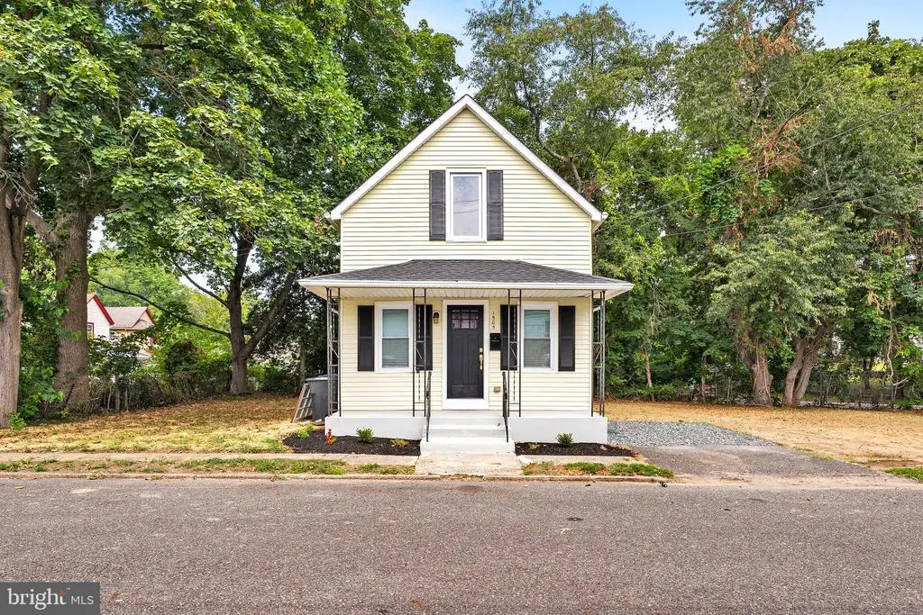 1505 Maine Ave, HAINESPORT