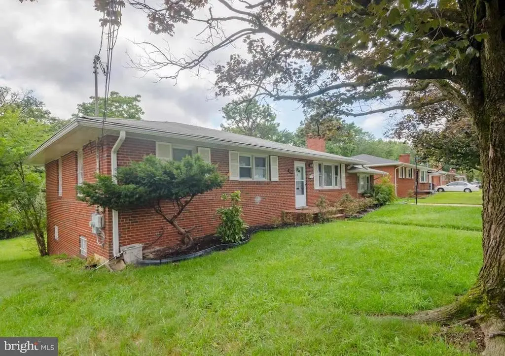 3200 Lassie Ave, Suitland