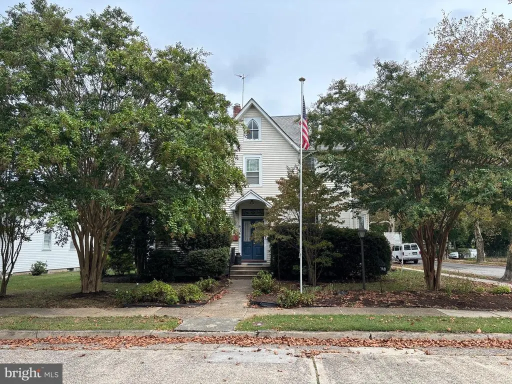 740 Morgan Ave, PALMYRA