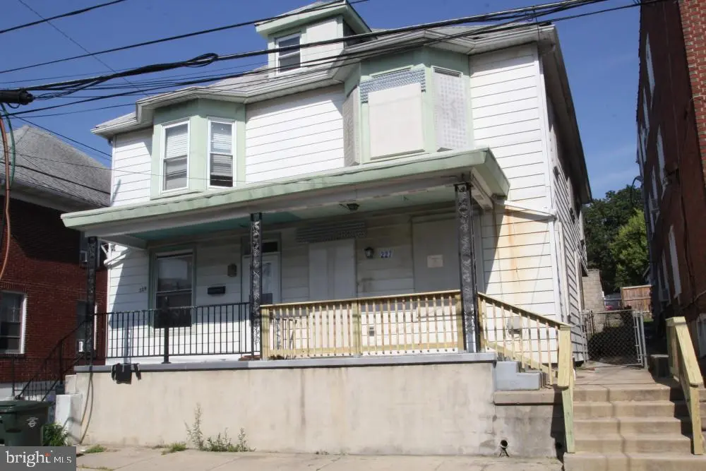 227 N Locust St, HAGERSTOWN