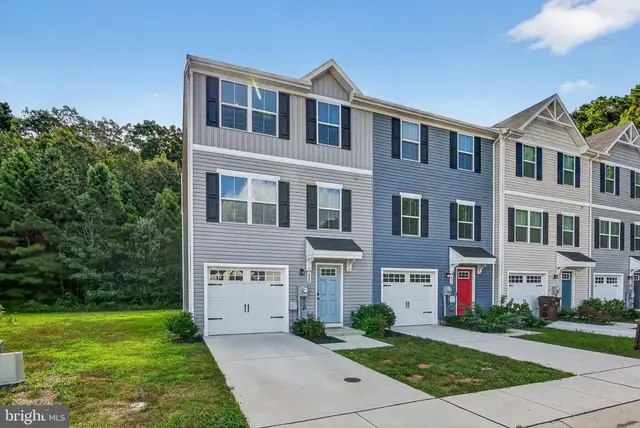 600 Red Bill Ln, Cambridge