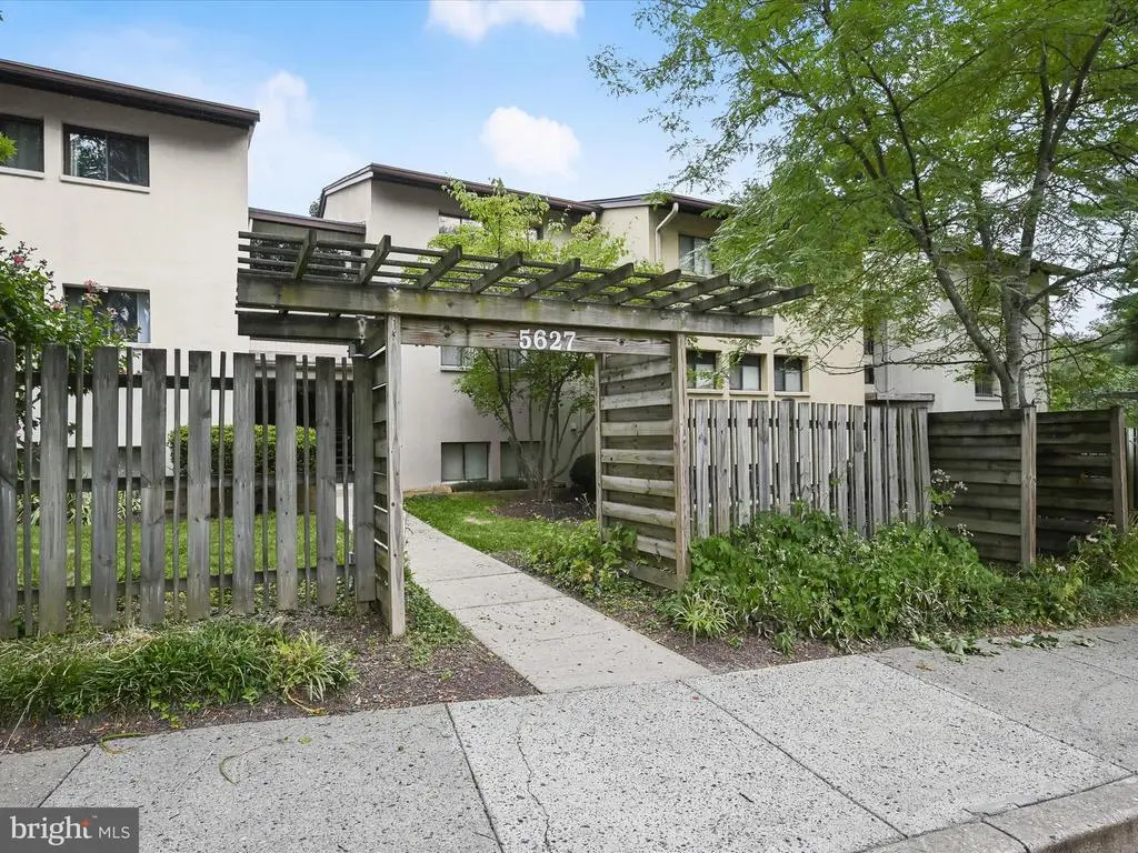 5627 Harpers Farm Rd #c, Columbia