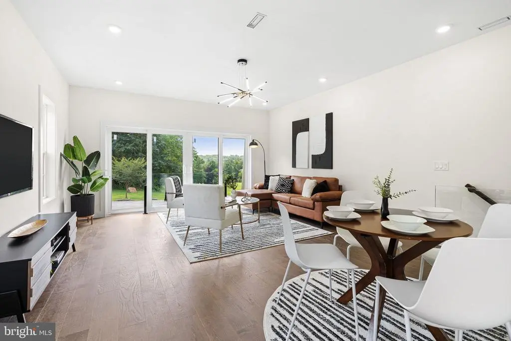 203 Church St, Wayne