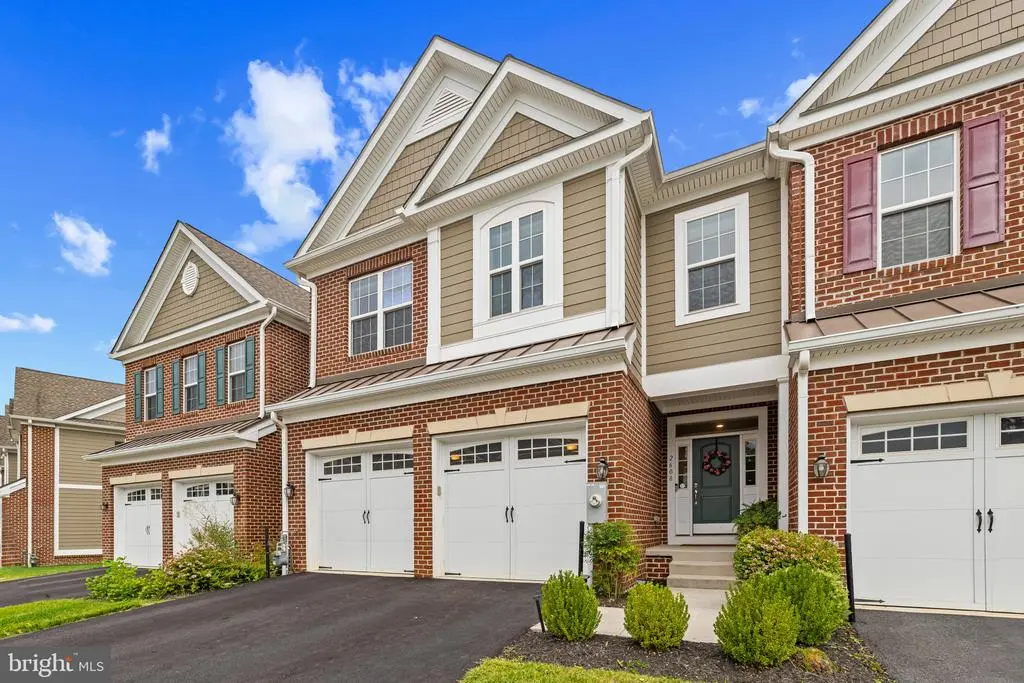 2608 Vardon Ln, Ellicott City