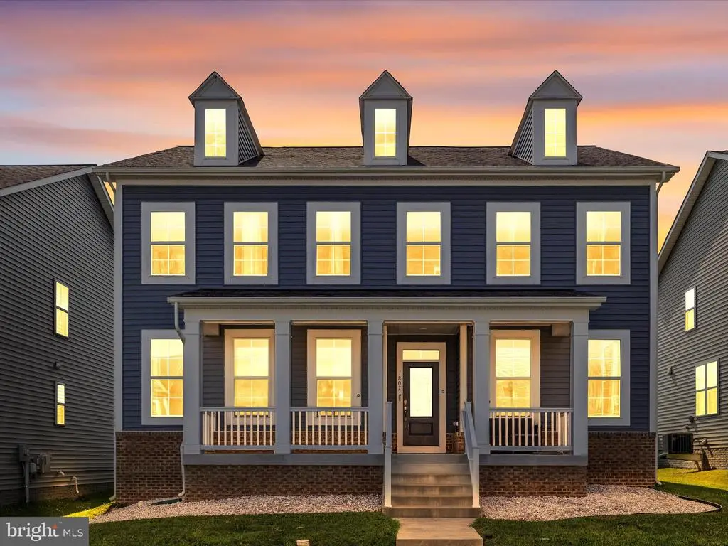 1807 Fairway Ln, Frederick