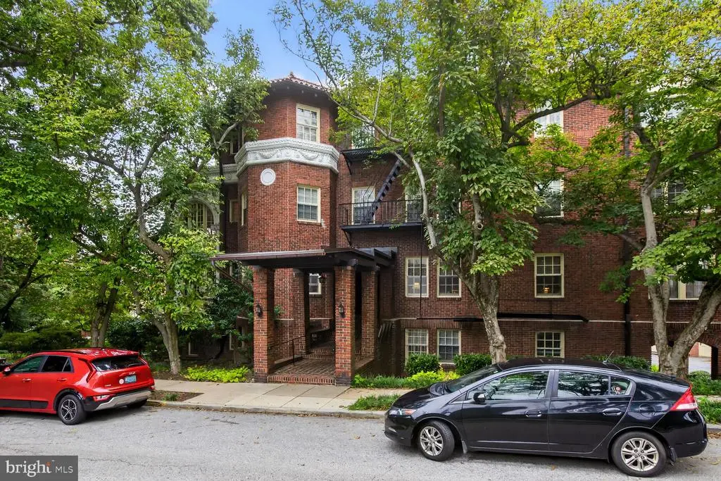 220 Stony Run Ln #b1, BALTIMORE