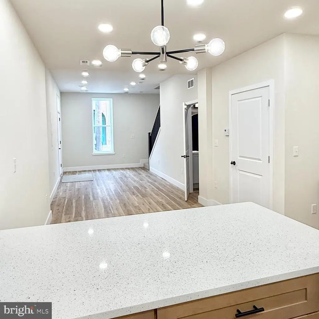 151 N York St #d, POTTSTOWN