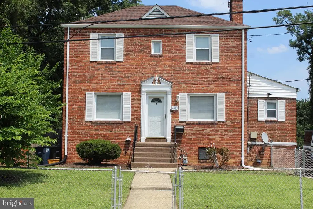 4913 Russell Ave, HYATTSVILLE
