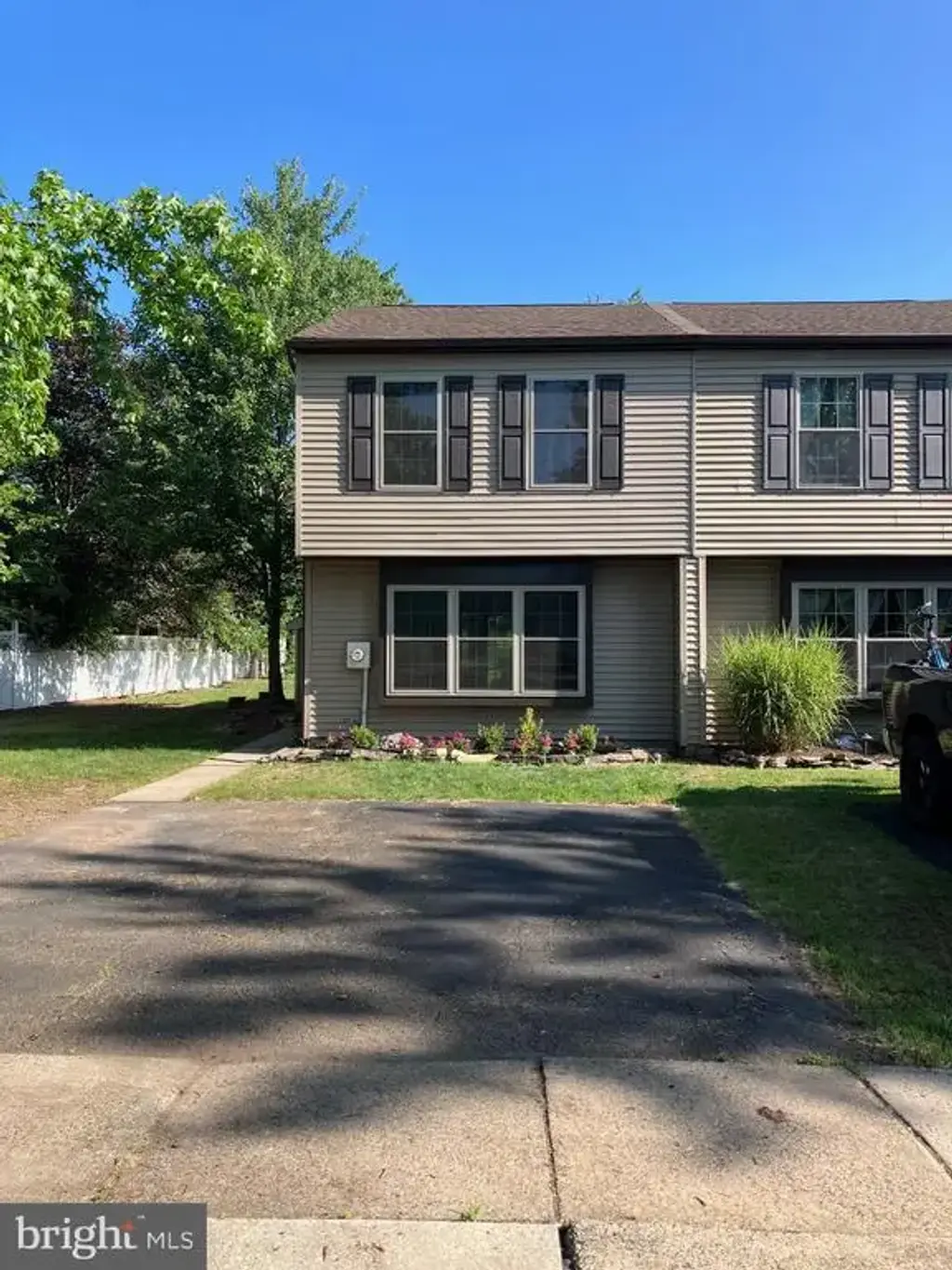 171 Redwood Dr, QUAKERTOWN