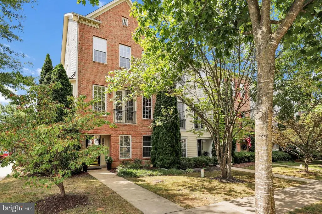 3835 Sugarloaf Pkwy, Frederick