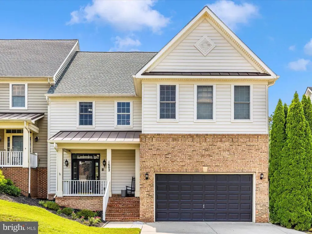 1602 Rising Ridge Rd, Mount Airy