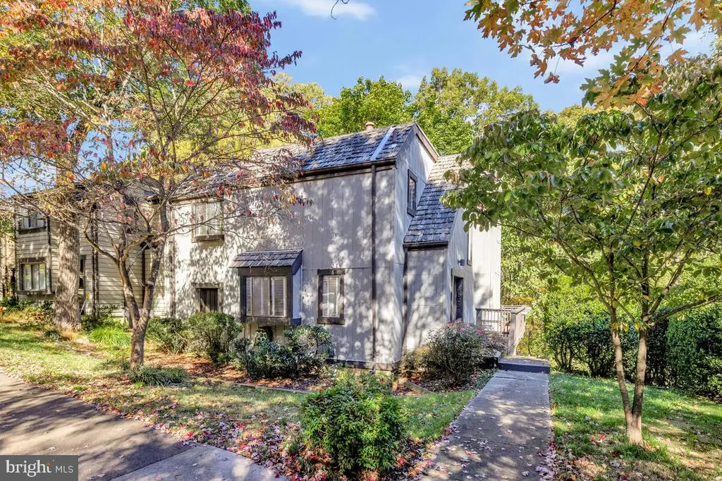 1526 Park Glen Ct, RESTON