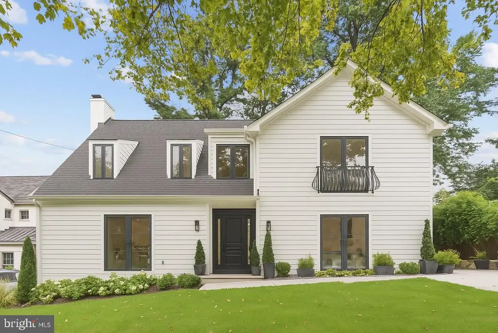 3 Alden Ln, CHEVY CHASE