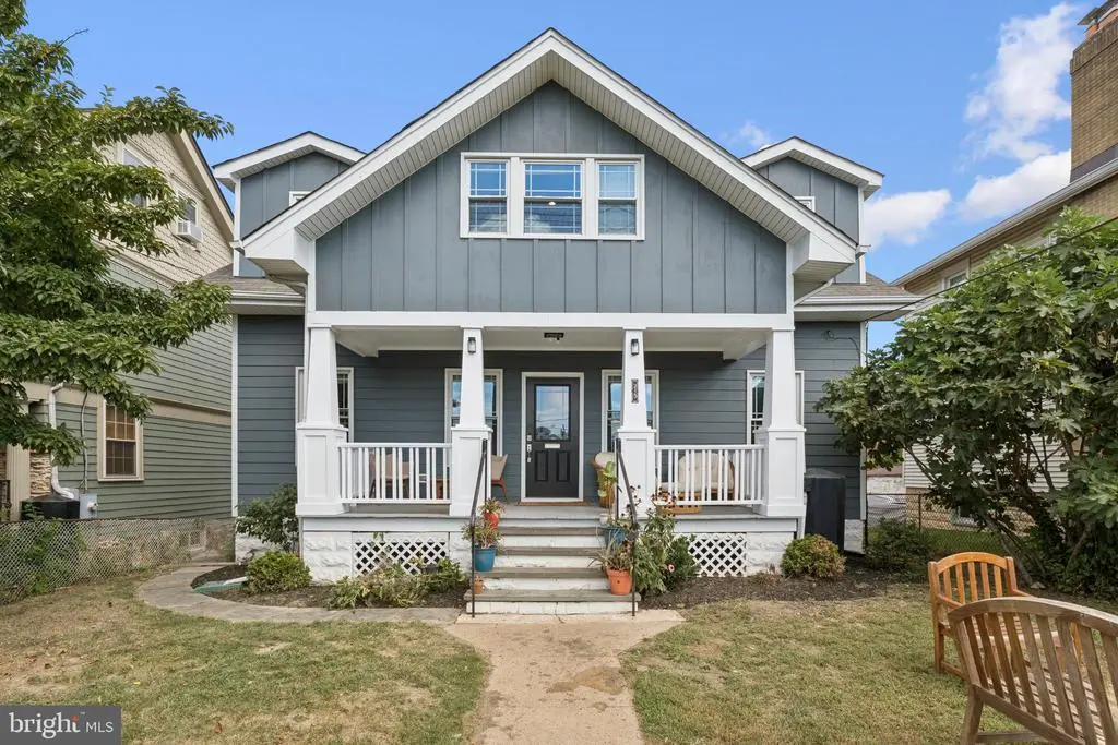 215 Underwood St Nw, WASHINGTON