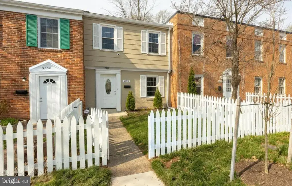 9828 Grant Ave, MANASSAS