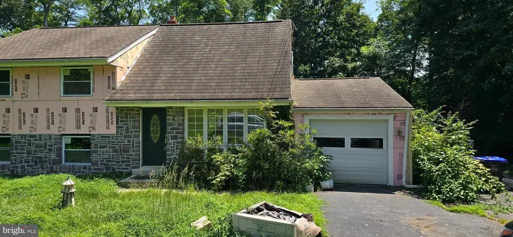 1312 College Hill Dr, THORNTON