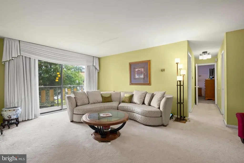 8830 Piney Branch Rd #206, SILVER SPRING