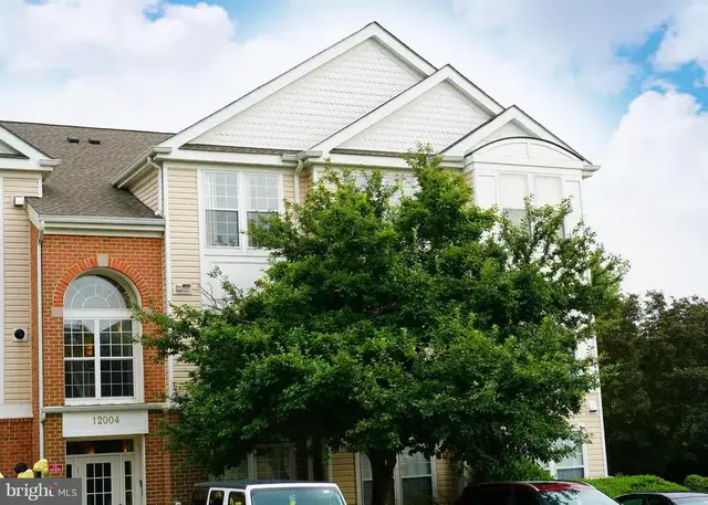 12004 Amber Ridge Cir #b-303, Germantown